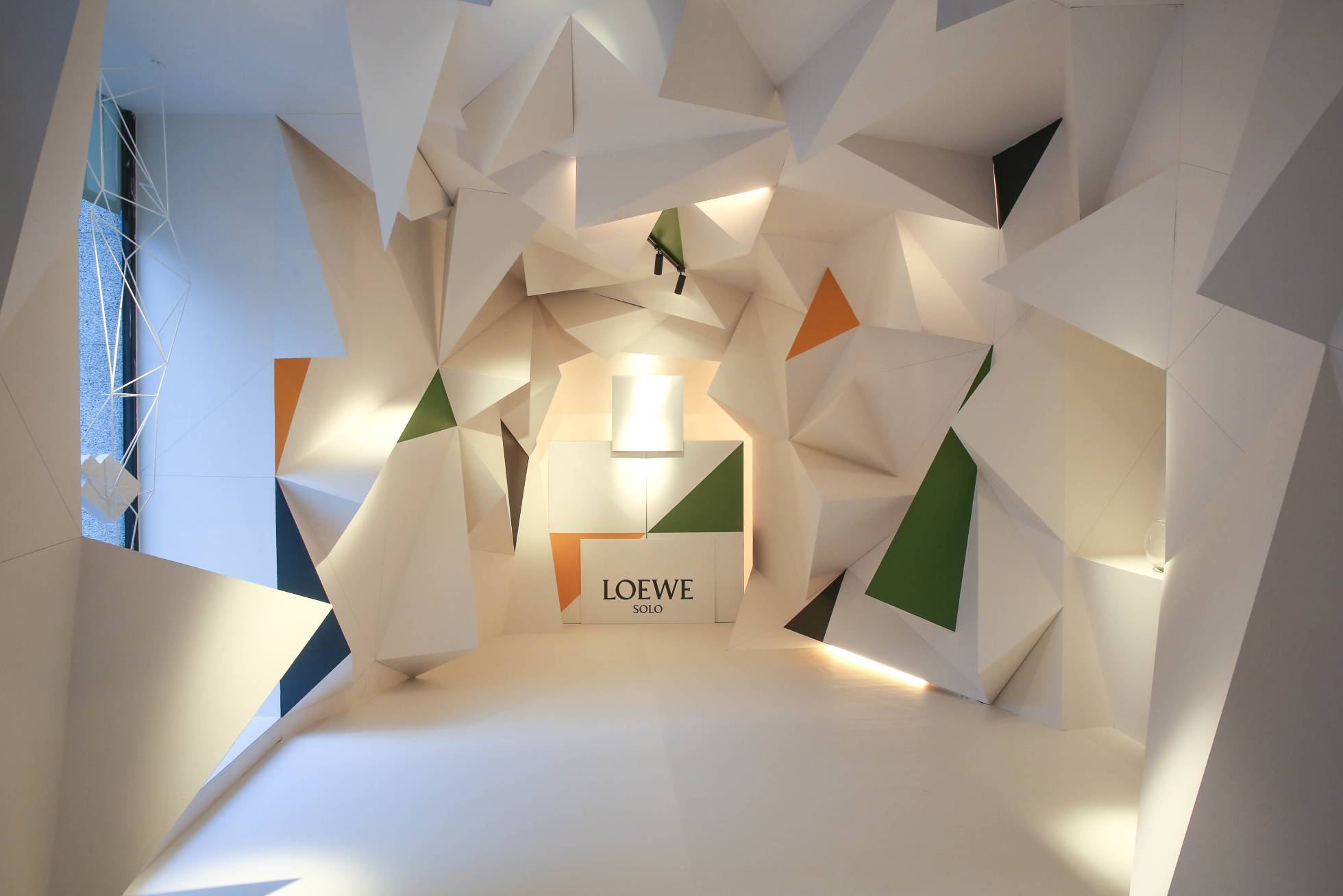 Solo Loewe Origami