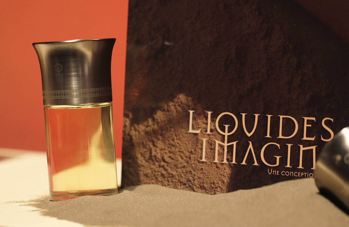 Liquides imaginaires sable. Флер де Сабль Парфюм. Desert suave рефил. Fleur de Sable Парфюм фирма. Liquides imaginaires fleur de Sable купить.