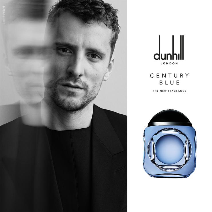 Century blue. Dunhill Century. Dunhill певец. Dunhill лицо. Картинки Dunhill в руках звезд.