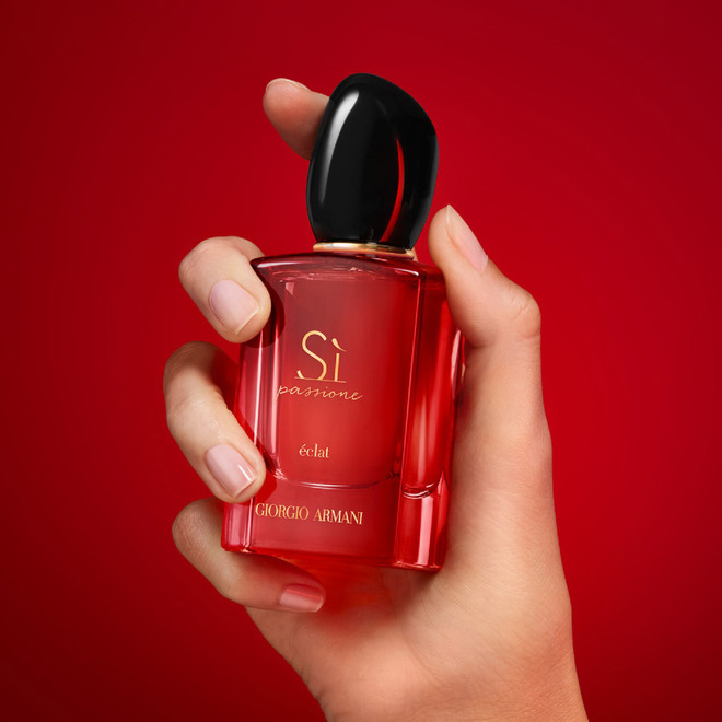 Discenter Giorgio Armani Si Passione Eclat