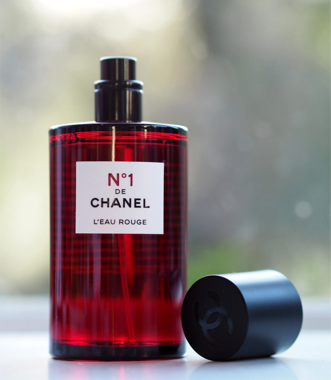 N1 de Chanel L`Eau Rouge