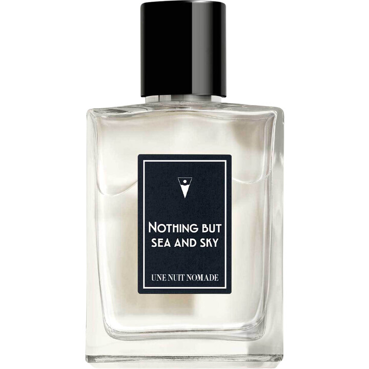 Une Nuit Nomade Nothing but Sea and Sky